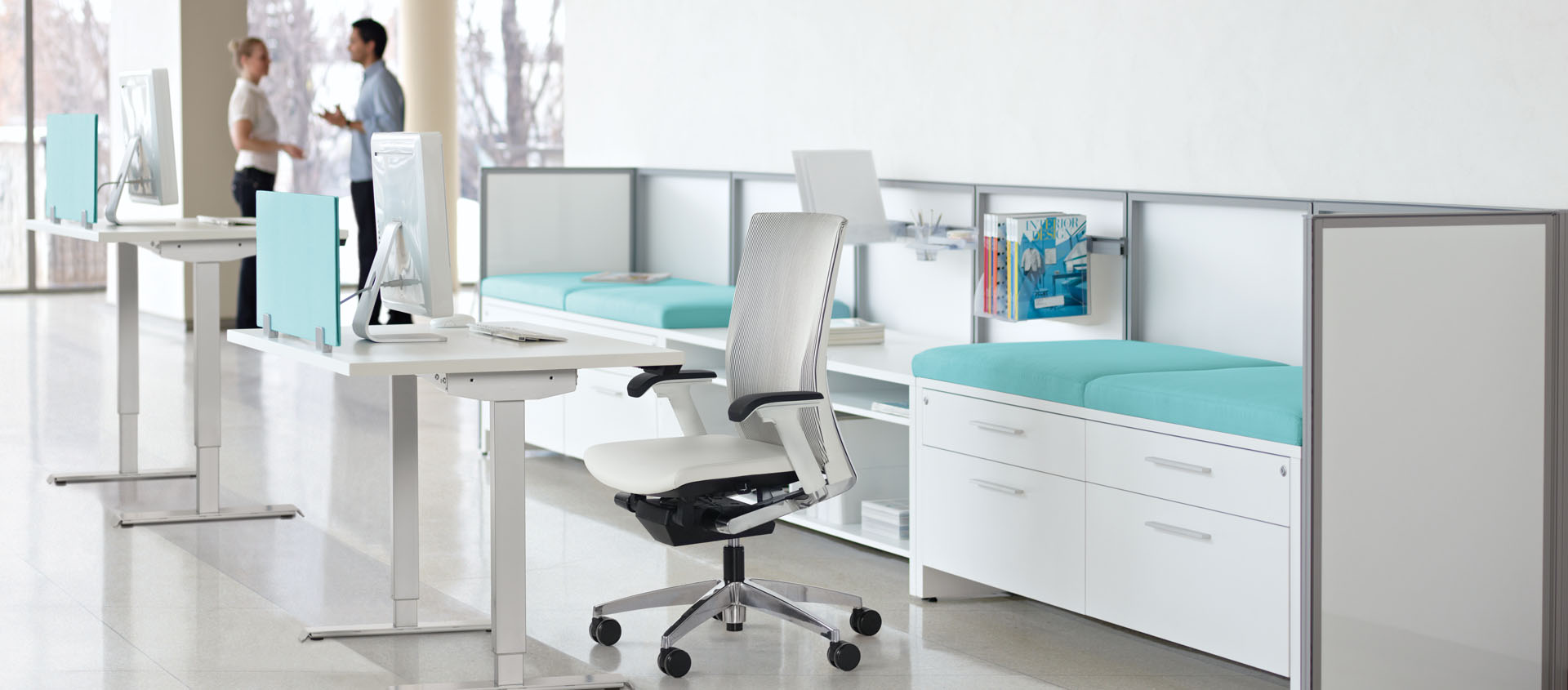 Height adjustable tables